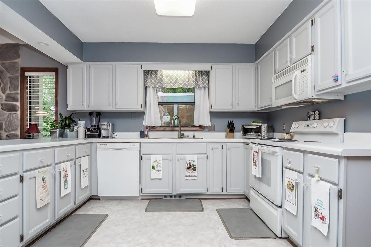 8804 Life Lane Raleigh, NC 27615 - Photo 16 of 25 Photo 16