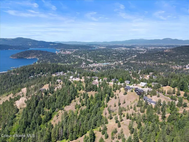 $350,000 | 3740 East Sky Harbor Drive, Coeur D'Alene, ID 83814