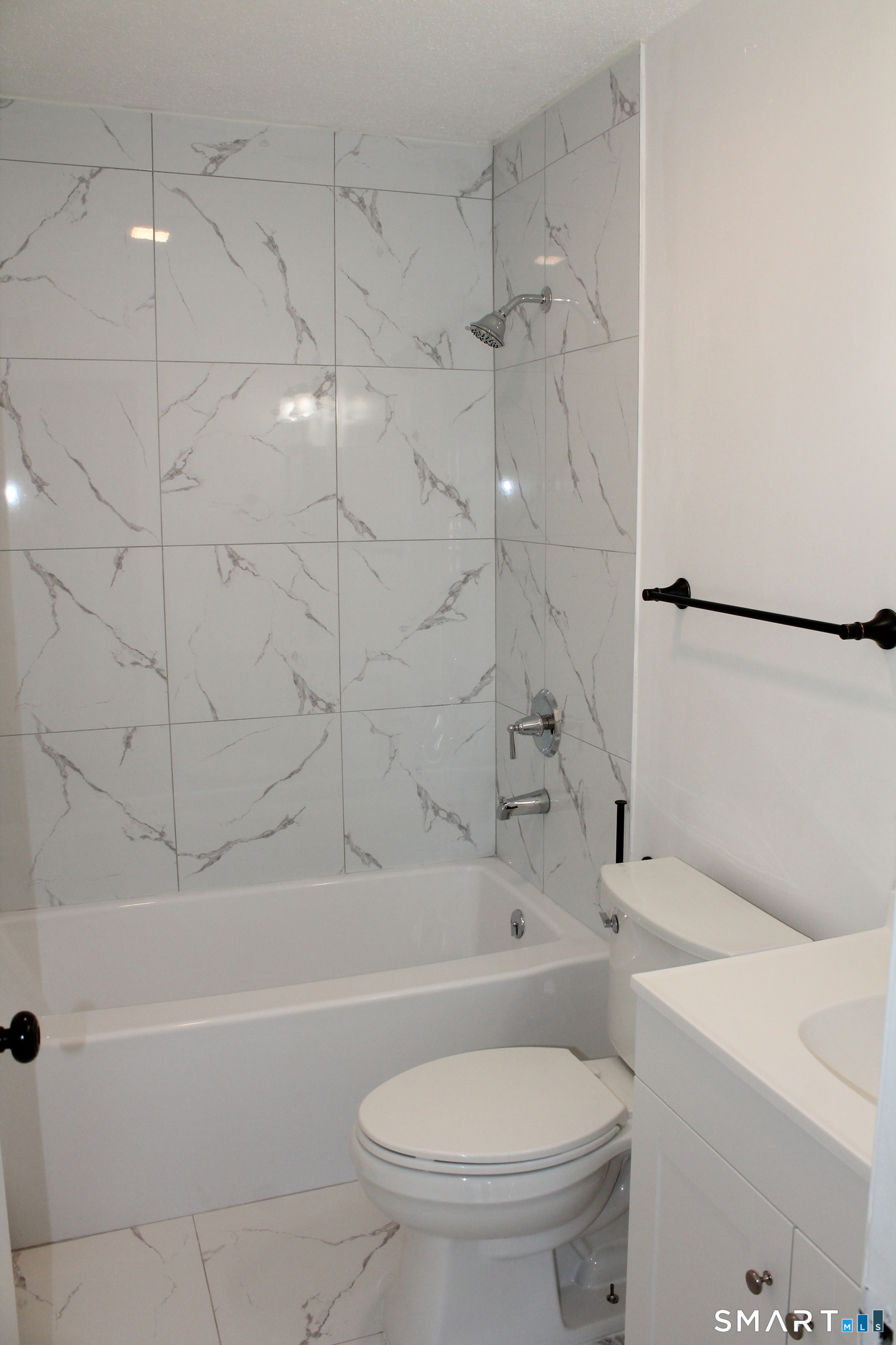 666 Broad Street, Unit 3 Meriden, CT 06450 - Photo 7 of 19 full bath