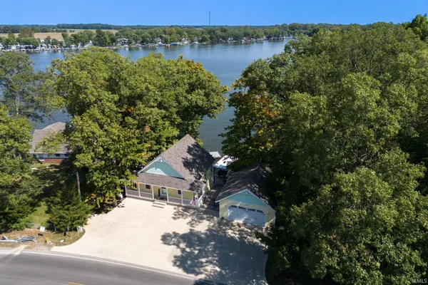 $799,900 | 3743 North W Shafer Drive, Monticello, IN 47960