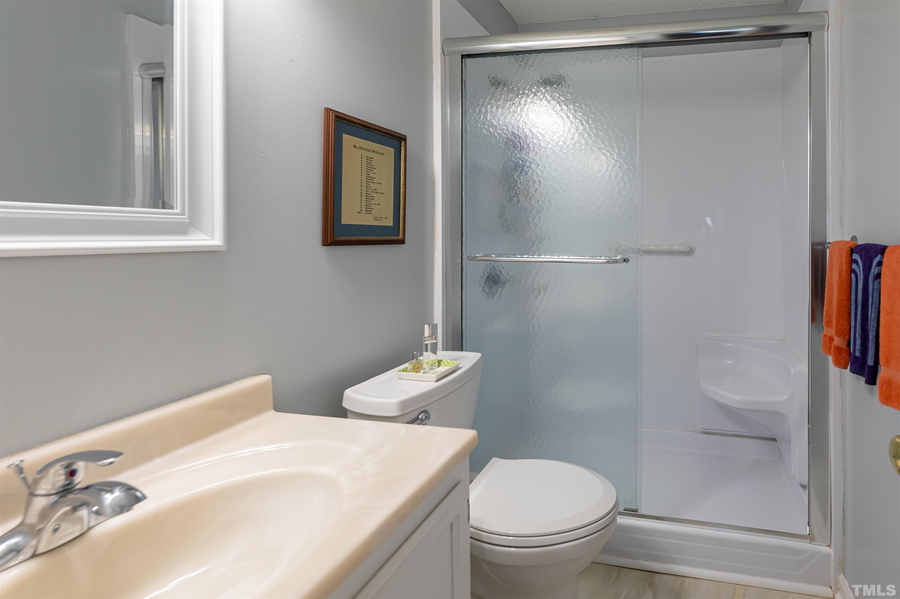 6803 Fairpoint Court Raleigh, NC 27613 - Photo 4 of 17