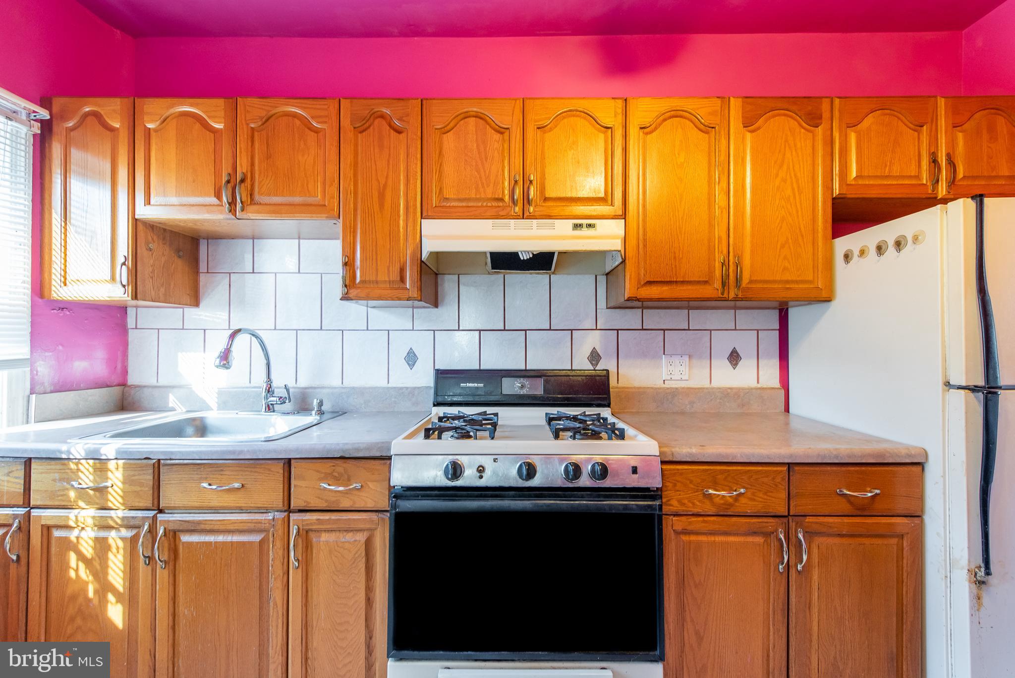 1513 Northwick Road Baltimore, MD 21218 - Photo 11 of 33 Kitchen
