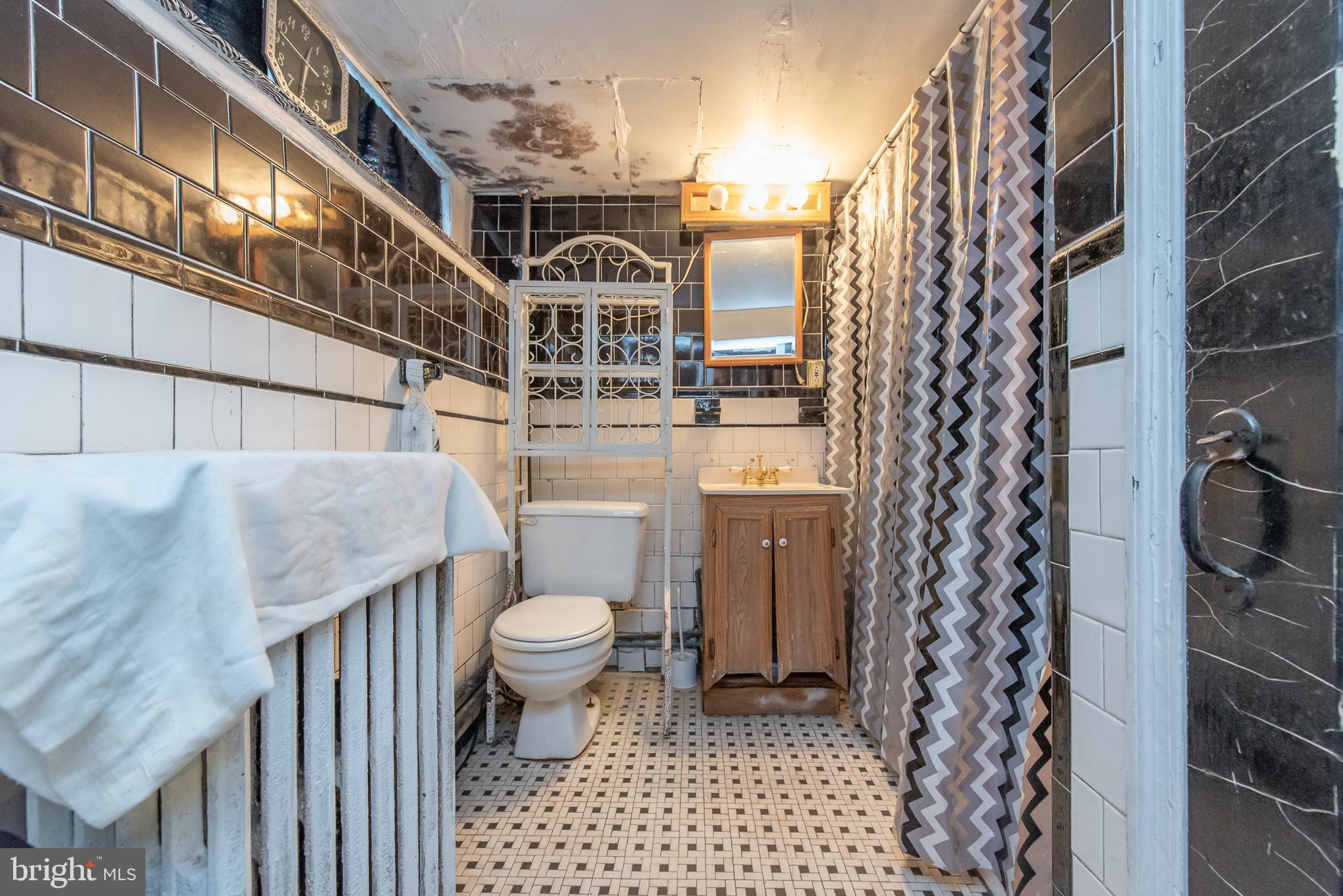 1513 Northwick Road Baltimore, MD 21218 - Photo 27 of 33 Bathroom