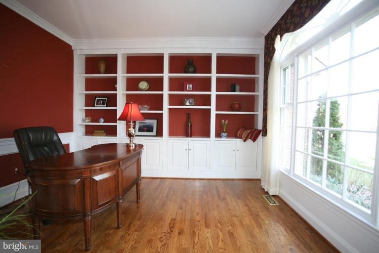 11401 Wild Bramble Way Reston, VA 20194 - Photo 18 of 30 Study