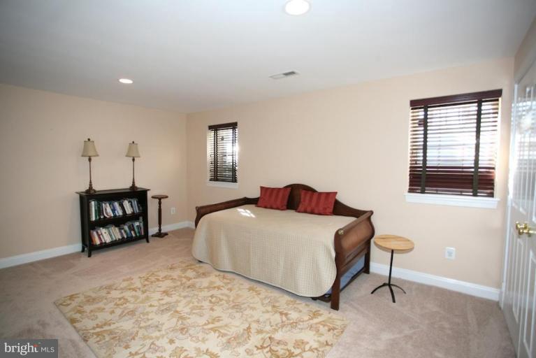 11401 Wild Bramble Way Reston, VA 20194 - Photo 24 of 30 Bedroom #4