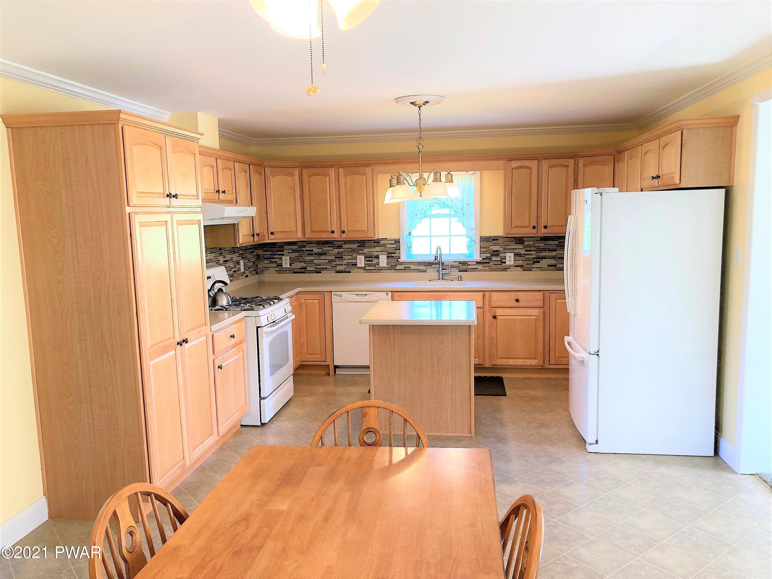 595 Stalker Hill Road Thompson, PA 18465 - Photo 14 of 43