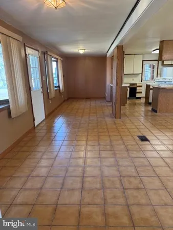 $1,975 | 1718 Clay Hill Road, Greencastle, PA 17225