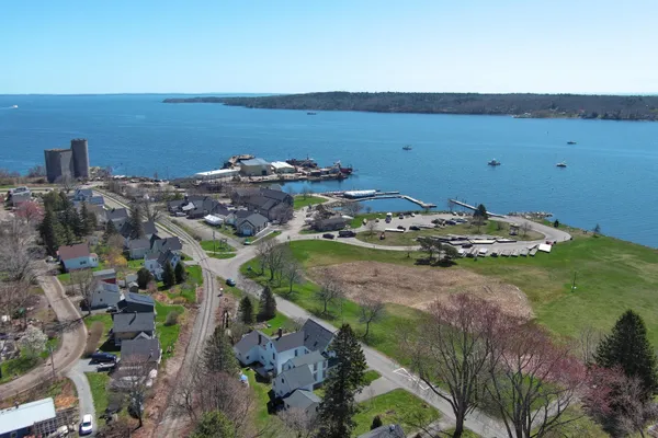 $1,100,000 | 50-52 Mechanic Street, Rockland, ME 04841