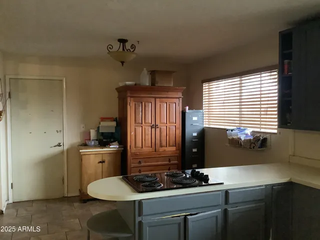 $199,900 | 708 West Soto Street, Willcox, AZ 85643