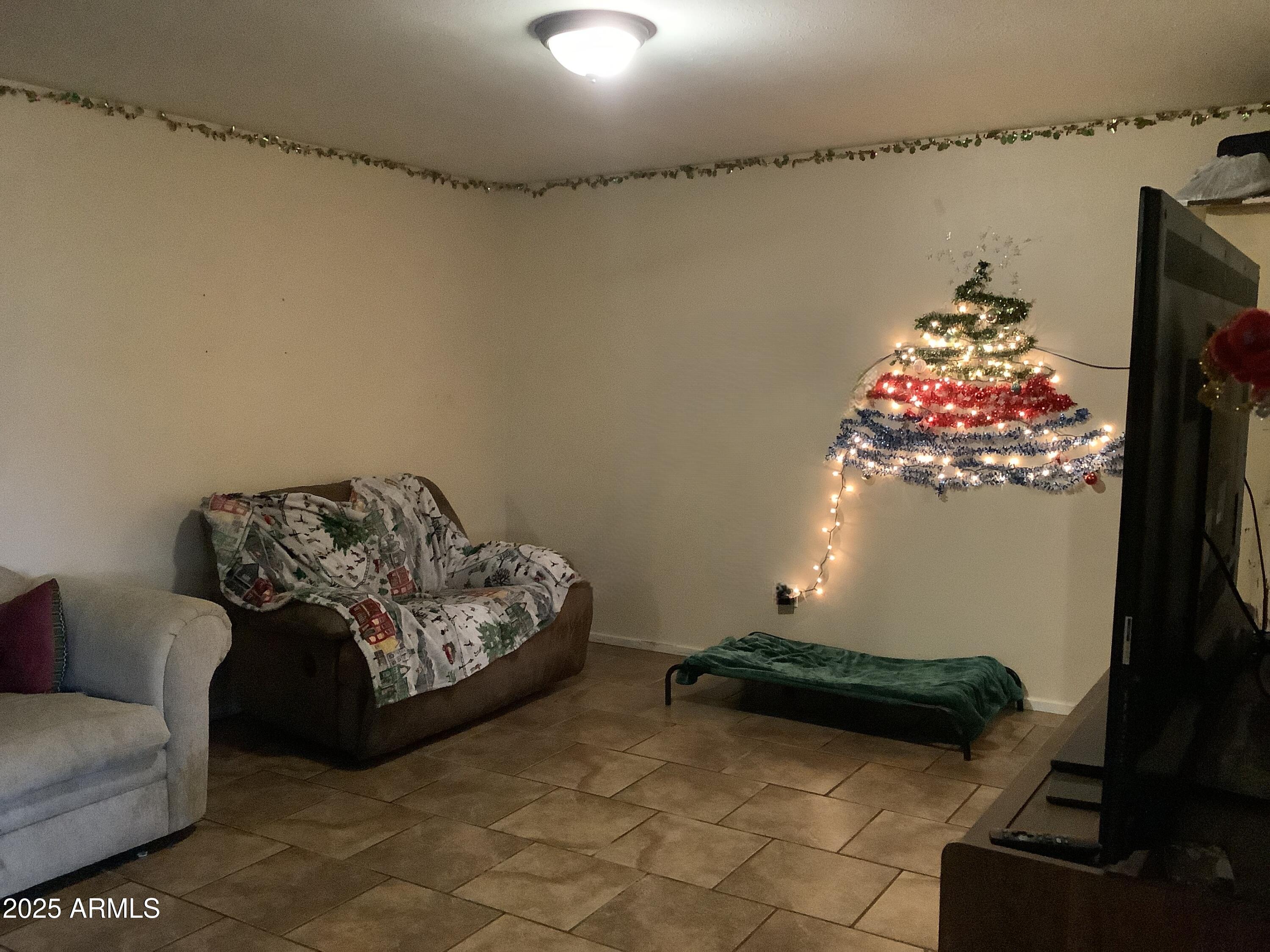 708 West Soto Street Willcox, AZ 85643 - Photo 7 of 30 IMG_1672