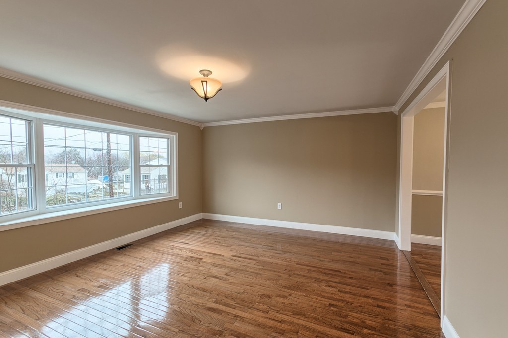 60 Comet Road Methuen, MA 01844 - Photo 3 of 29 Gallery Image 3