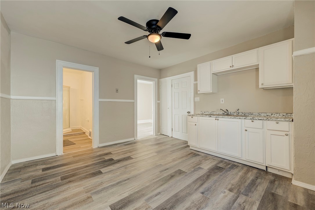 974 Royal Road Cleveland, OH 44110 - Photo 6 of 34