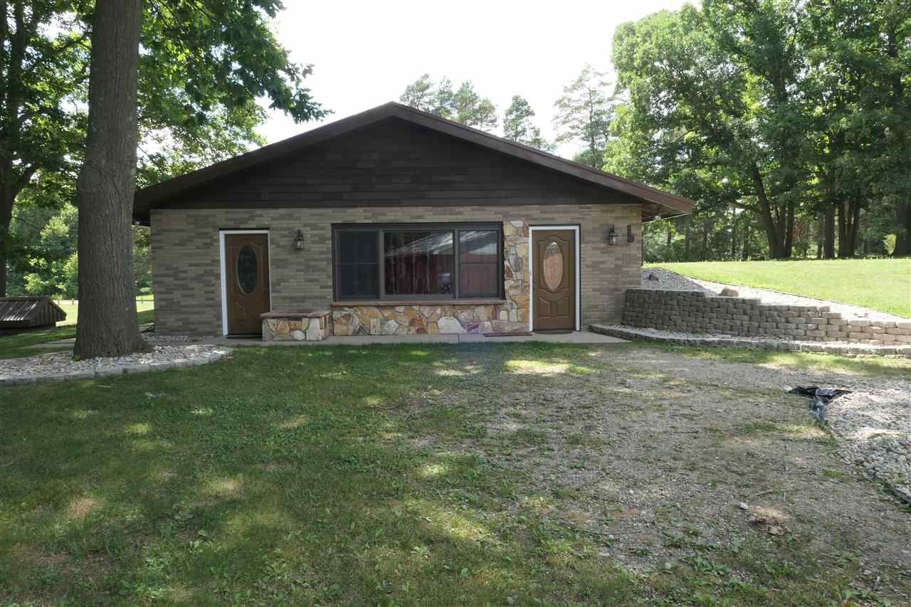 6170 Edgar Road Vestaburg, MI 48891 - Photo 2 of 35 1877848-1.JPG