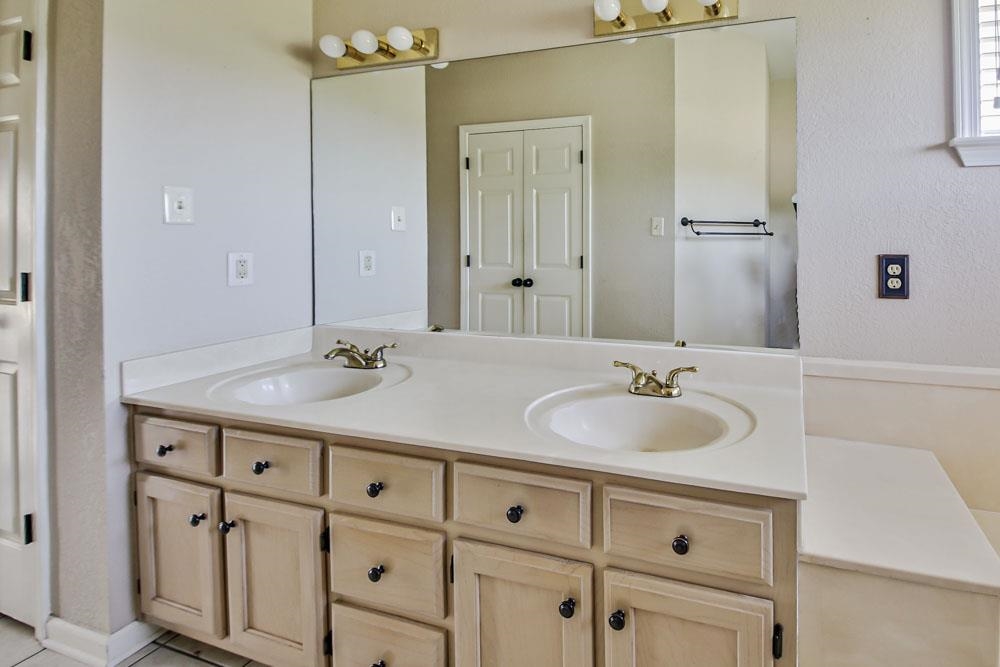 72 Ridgeway Lane Millington, TN 38053 - Photo 15 of 25 Gallery Image 15