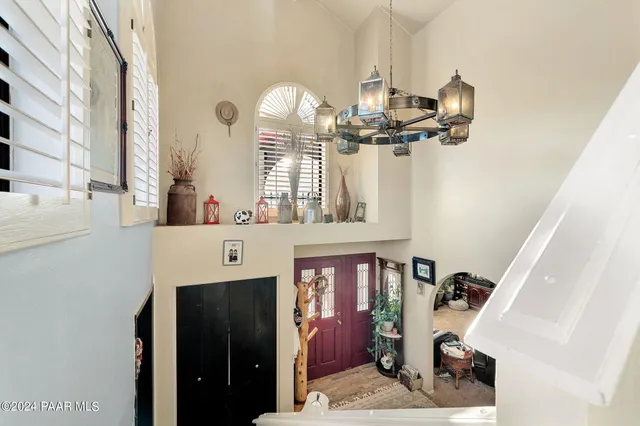 $725,000 | 11150 South Jefferson Street, Mayer, AZ 86333