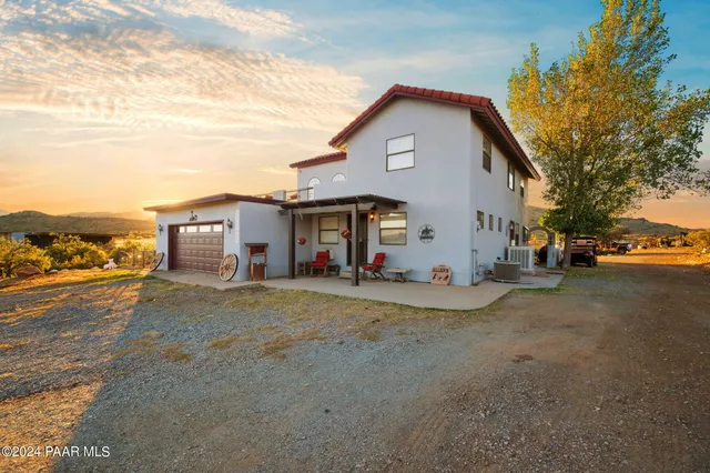 $725,000 | 11150 South Jefferson Street, Mayer, AZ 86333