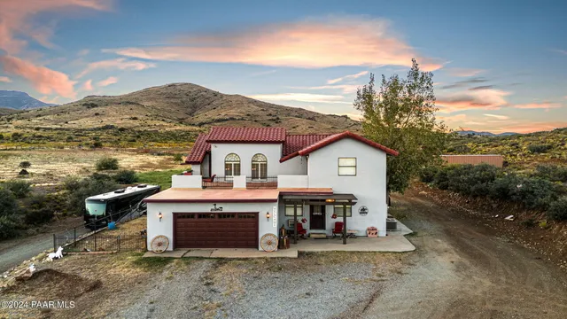 $725,000 | 11150 South Jefferson Street, Mayer, AZ 86333