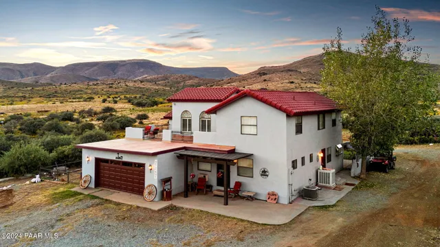 $725,000 | 11150 South Jefferson Street, Mayer, AZ 86333