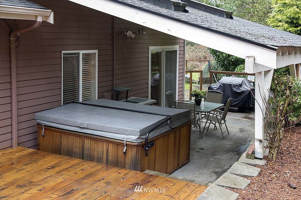 12515 Southeast 96th Place Renton, WA 98056 - Photo 22 of 24