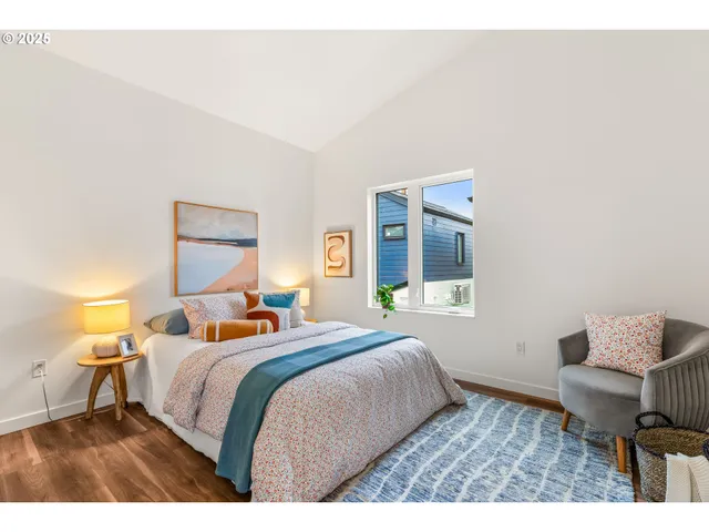 $250,000 | 9995 Southeast Cottage Lane, Unit 10, Milwaukie, OR 97222