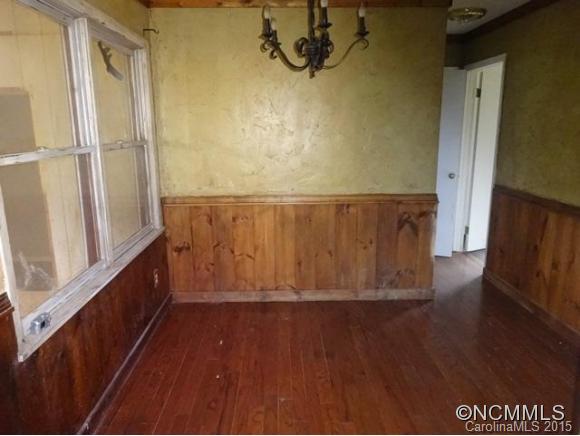 138 Poplar Grove Road Franklin, NC 28734 - Photo 5 of 14 Gallery Image 5