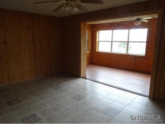 138 Poplar Grove Road Franklin, NC 28734 - Photo 7 of 14 Gallery Image 7