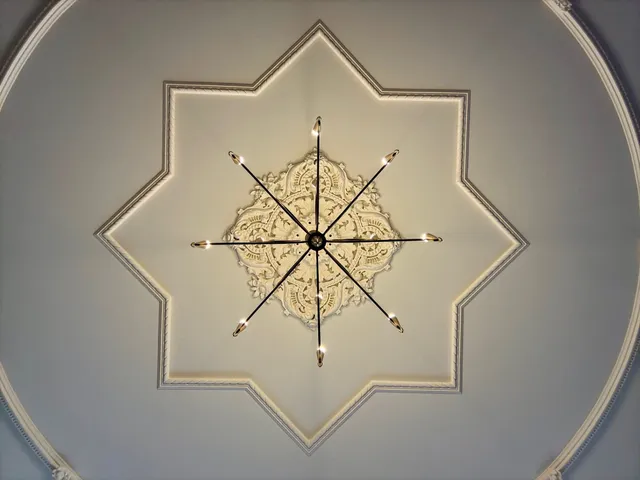 $5,750,000 | 38 East Shore Drive, The Woodlands, TX 77380