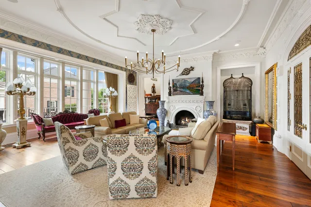 $5,750,000 | 38 East Shore Drive, The Woodlands, TX 77380