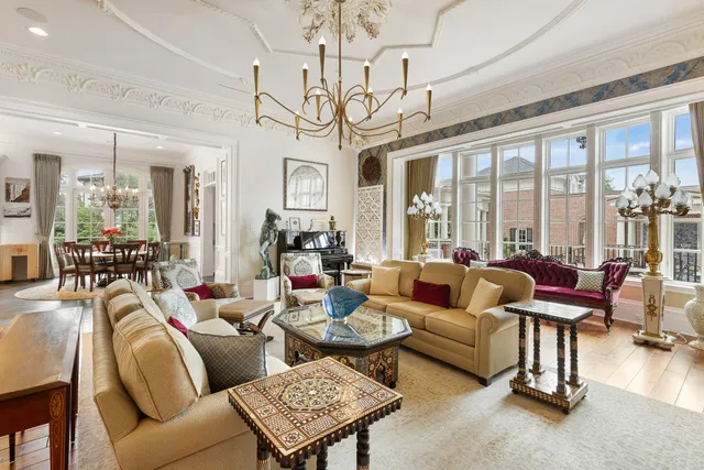 $5,750,000 | 38 East Shore Drive, The Woodlands, TX 77380