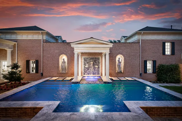 $5,750,000 | 38 East Shore Drive, The Woodlands, TX 77380