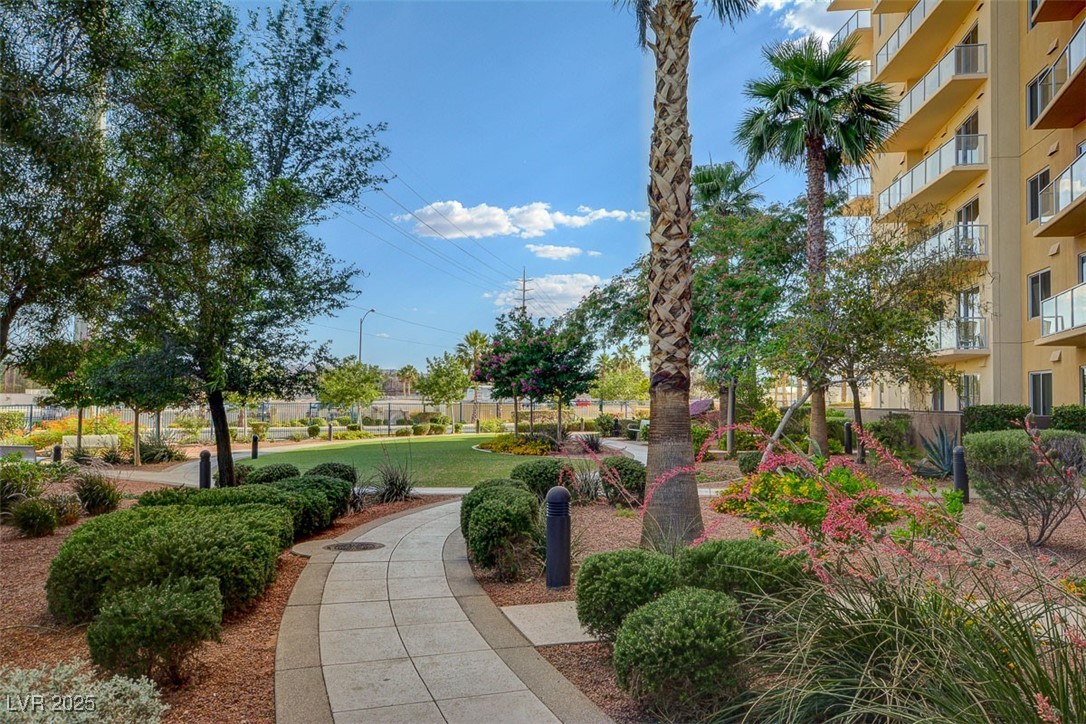 8255 South Las Vegas Boulevard, Unit 1715 Las Vegas, NV 89123 - Photo 38 of 49 Walking path