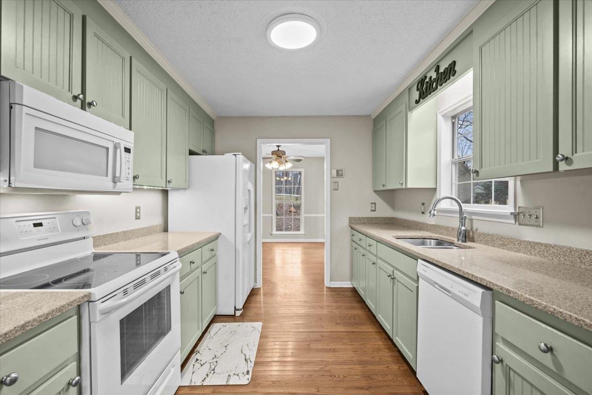 3798 Ballenger Road Greer, SC 29651 - Photo 12 of 30