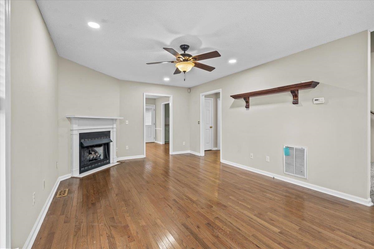 3798 Ballenger Road Greer, SC 29651 - Photo 5 of 30