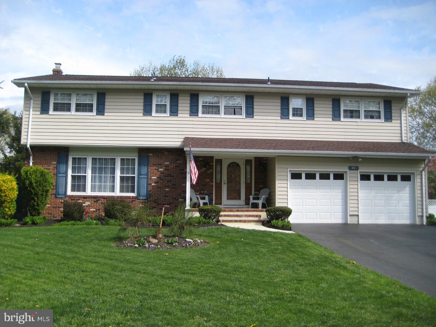 15 Marlon Pond Road Hamilton Square, NJ 08690 - Photo 3 of 25 Exterior Front