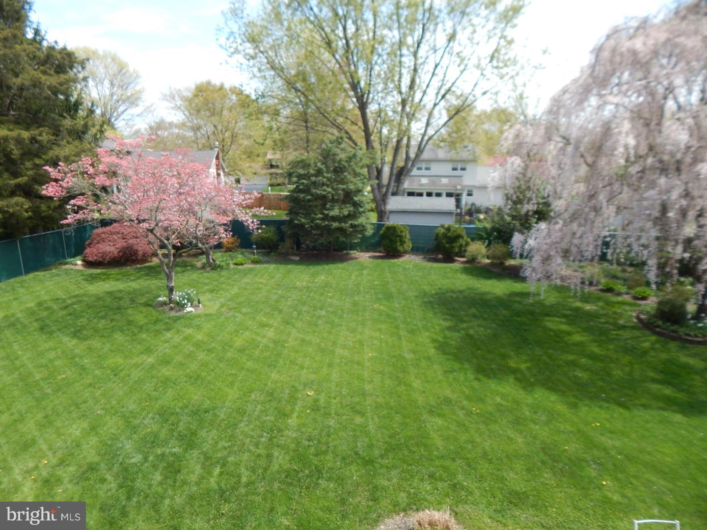 15 Marlon Pond Road Hamilton Square, NJ 08690 - Photo 24 of 25 Back Yard