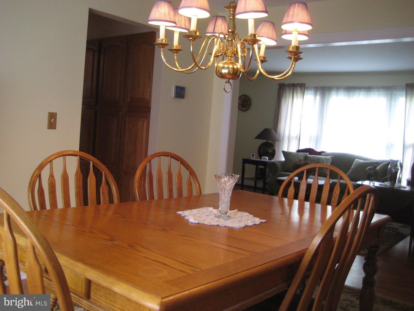 15 Marlon Pond Road Hamilton Square, NJ 08690 - Photo 6 of 25 Dining Room
