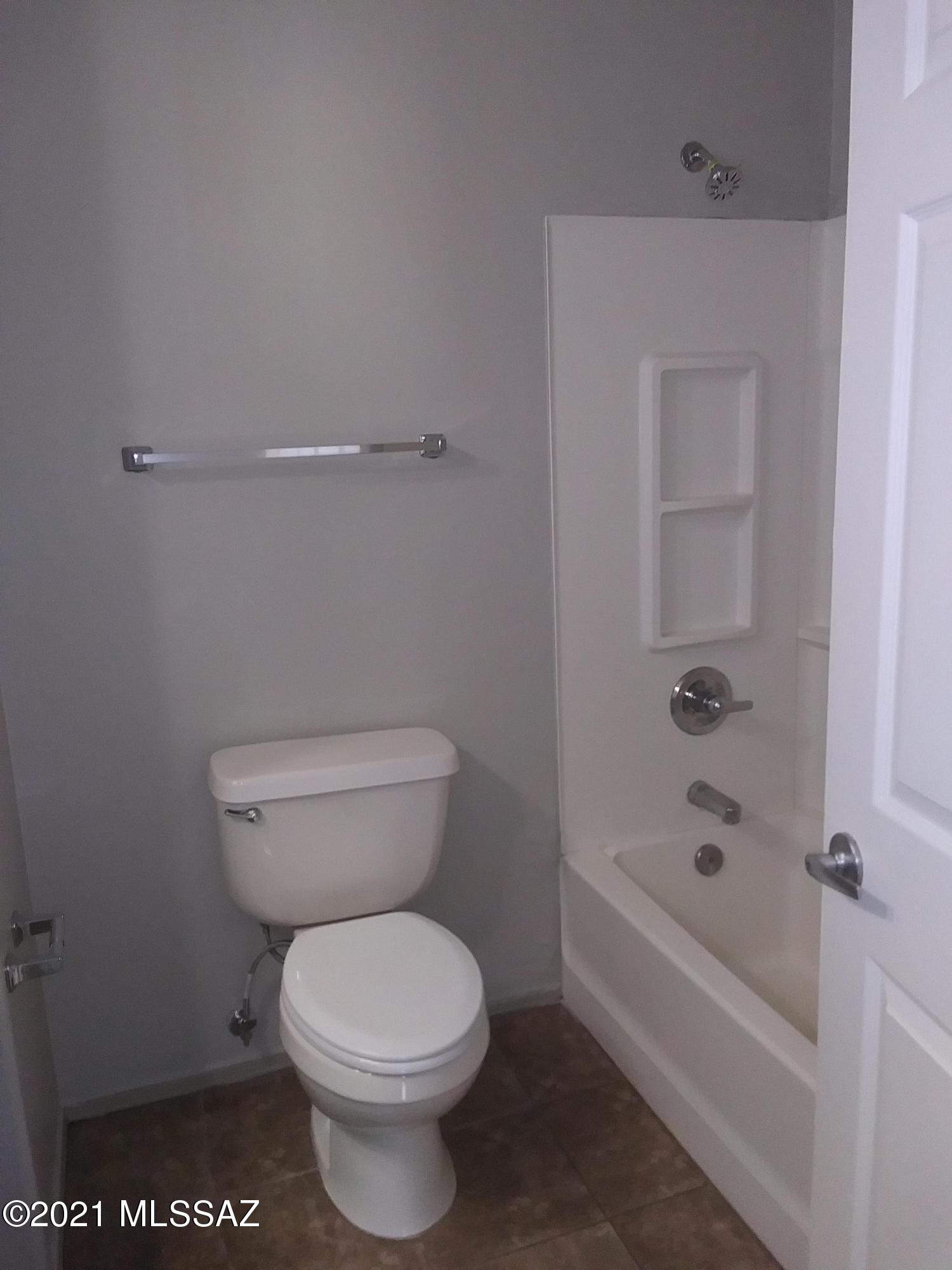 2125 East 35th Street Tucson, AZ 85713 - Photo 13 of 21