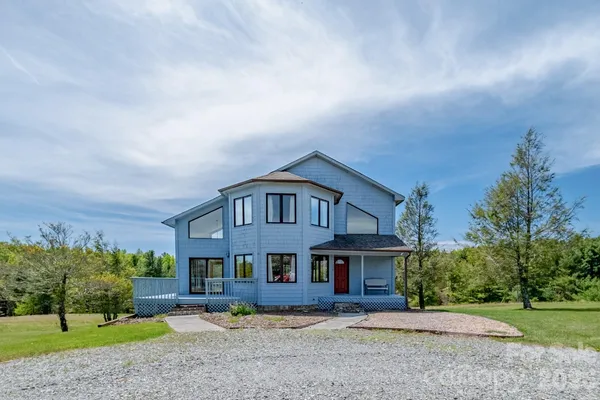 $432,000 | 216 Deer Track Lane, Sparta, NC 28675