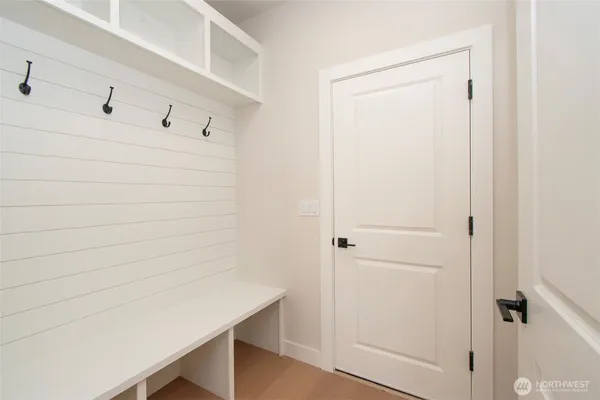 a room with a bench
