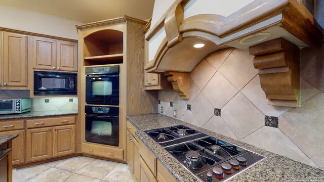 $1,169,000 | 2011 My Anns Hill, San Antonio, TX 78258