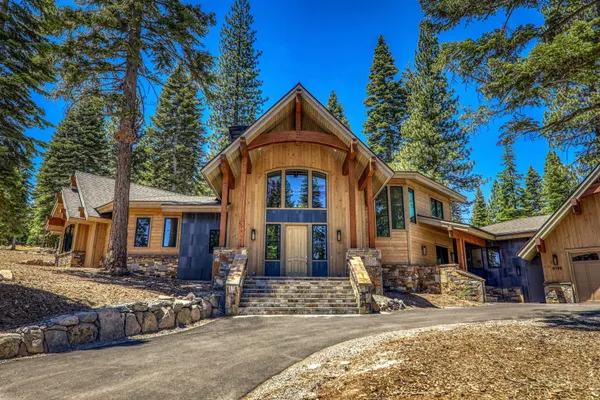 $3,495,000 | 9195 Tarn Circle, Truckee, CA 96161