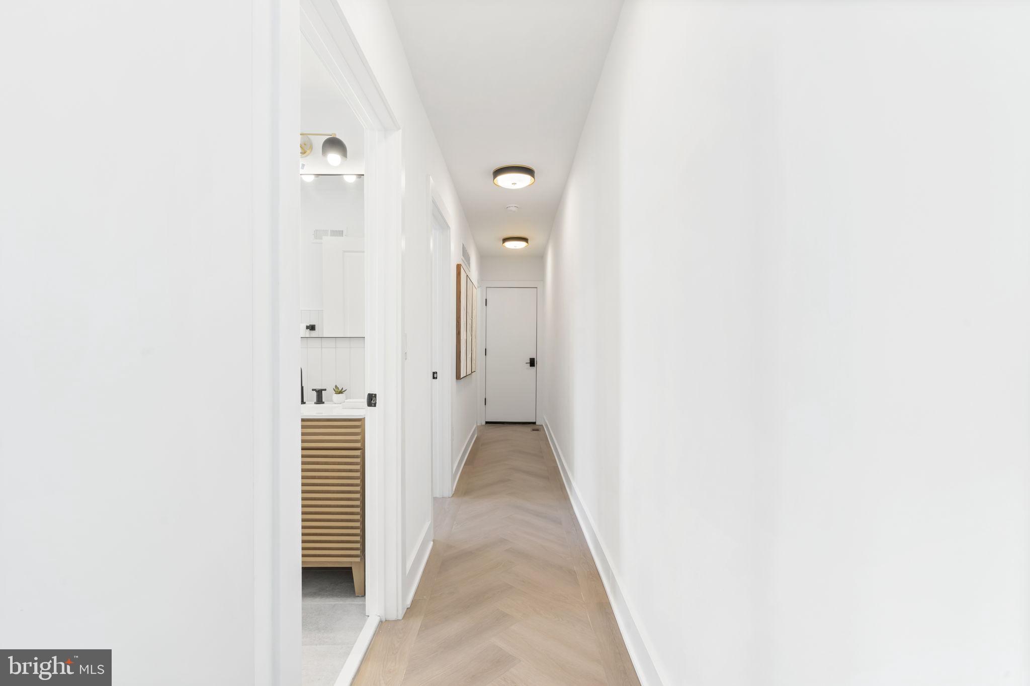 202 West Wayne Avenue, Unit B Wayne, PA 19087 - Photo 16 of 30