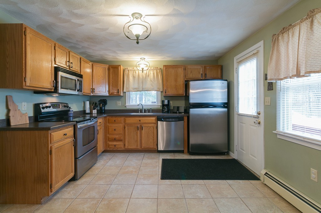 9 Milan Road Methuen, MA 01844 - Photo 9 of 24 Gallery Image 9
