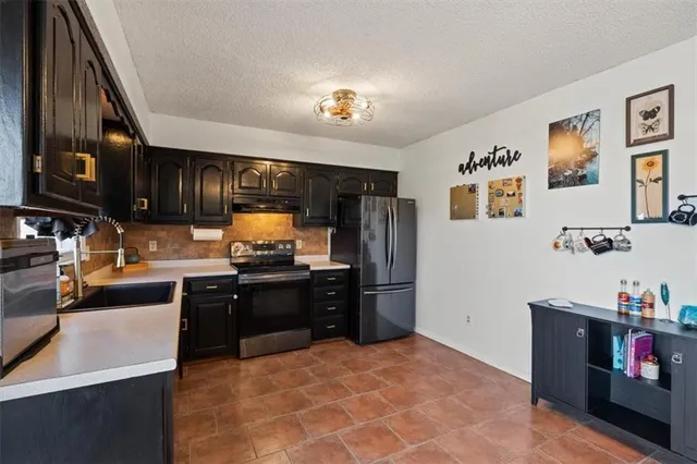 $259,900 | 928 Northeast Mulberry Street, Lee's Summit, MO 64086