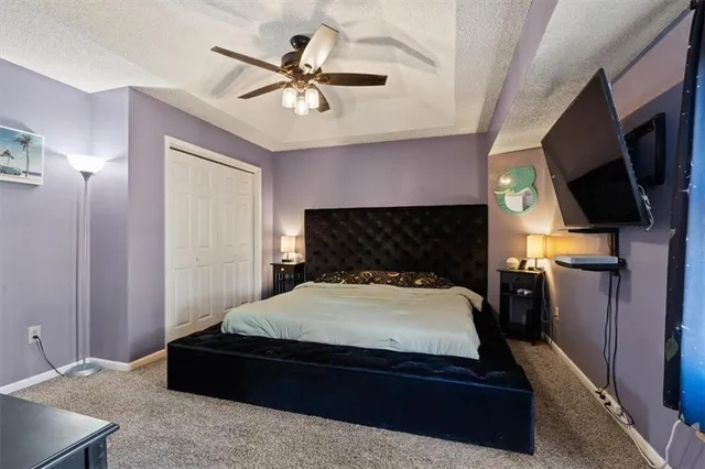 $259,900 | 928 Northeast Mulberry Street, Lee's Summit, MO 64086