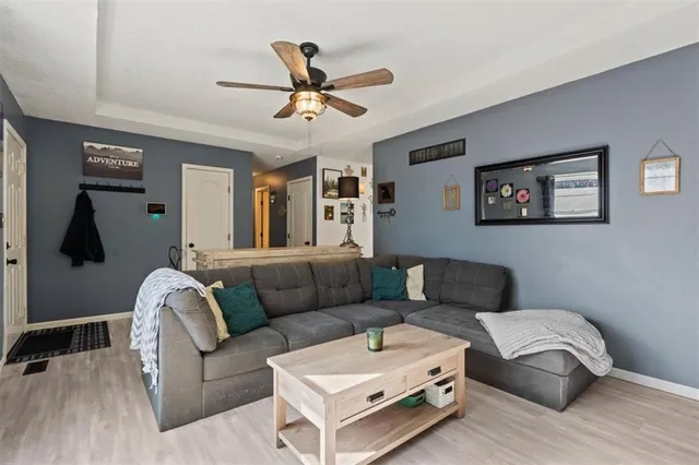 $259,900 | 928 Northeast Mulberry Street, Lee's Summit, MO 64086