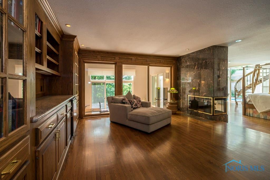 5151 Corey Road Toledo, OH 43623 - Photo 16 of 35 Gallery Image 16