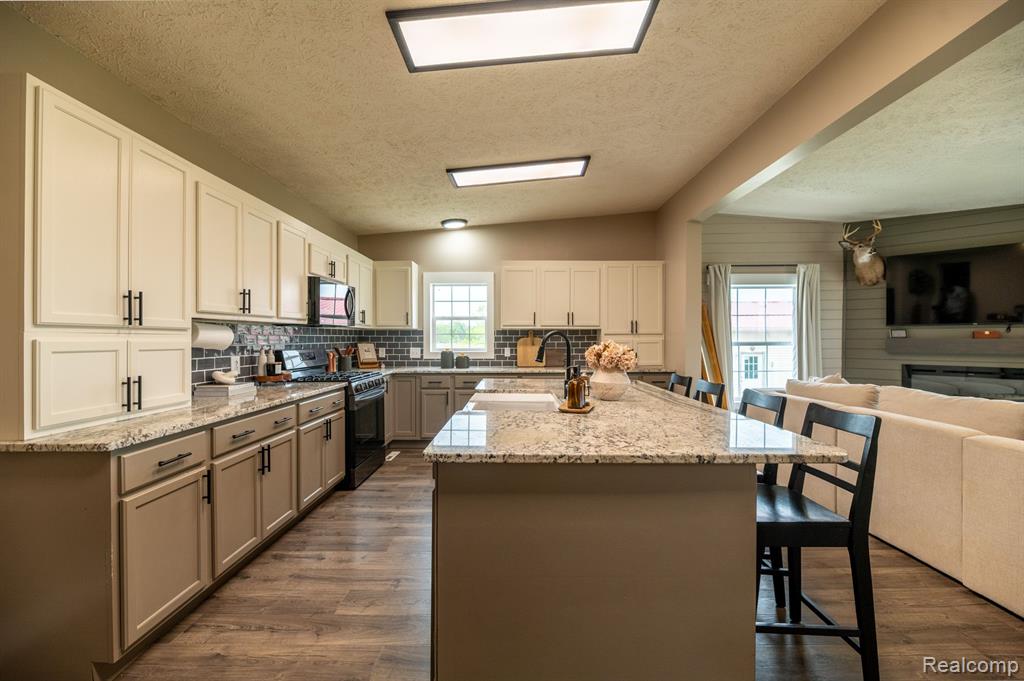 5373 Mertz Road Mayville, MI 48744 - Photo 7 of 36 Gallery Image 7