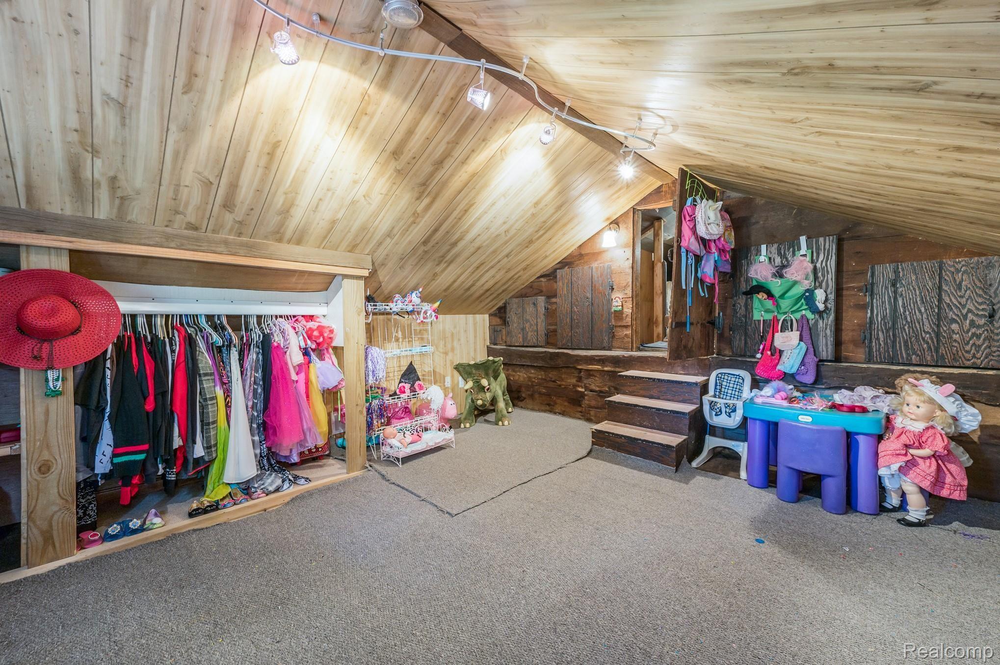 3630 Lone Tree Road Milford, MI 48380 - Photo 32 of 33 3630 Lone Tree_51.jpg