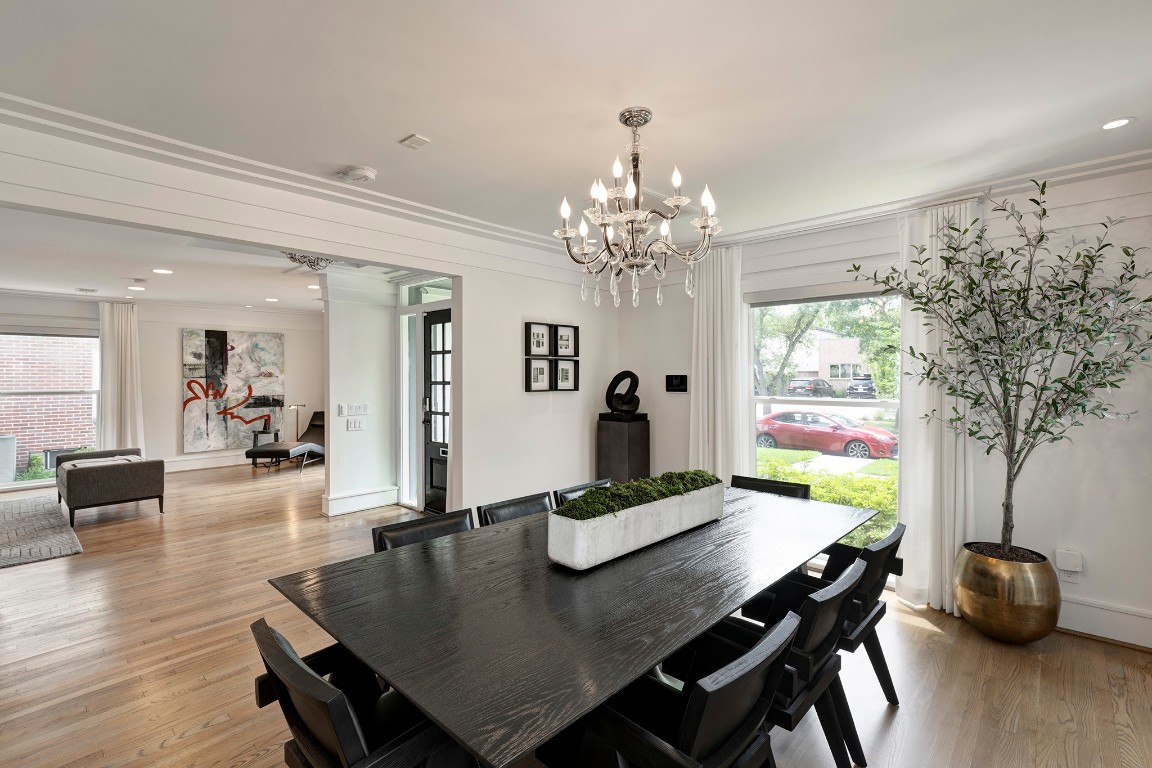 2234 Goldsmith Street Houston, TX 77030 - Photo 9 of 32